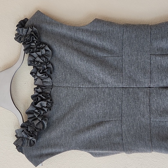 Ruffled Collar Knit Dress - Picture 5 of 7